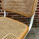 Chaise Cesca modèle b32 en blanc et bois par Marcel Breuer