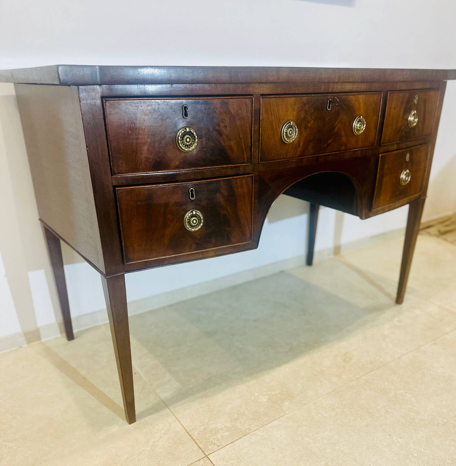 Sheraton flamed mahogany serving trolley, late 18th century