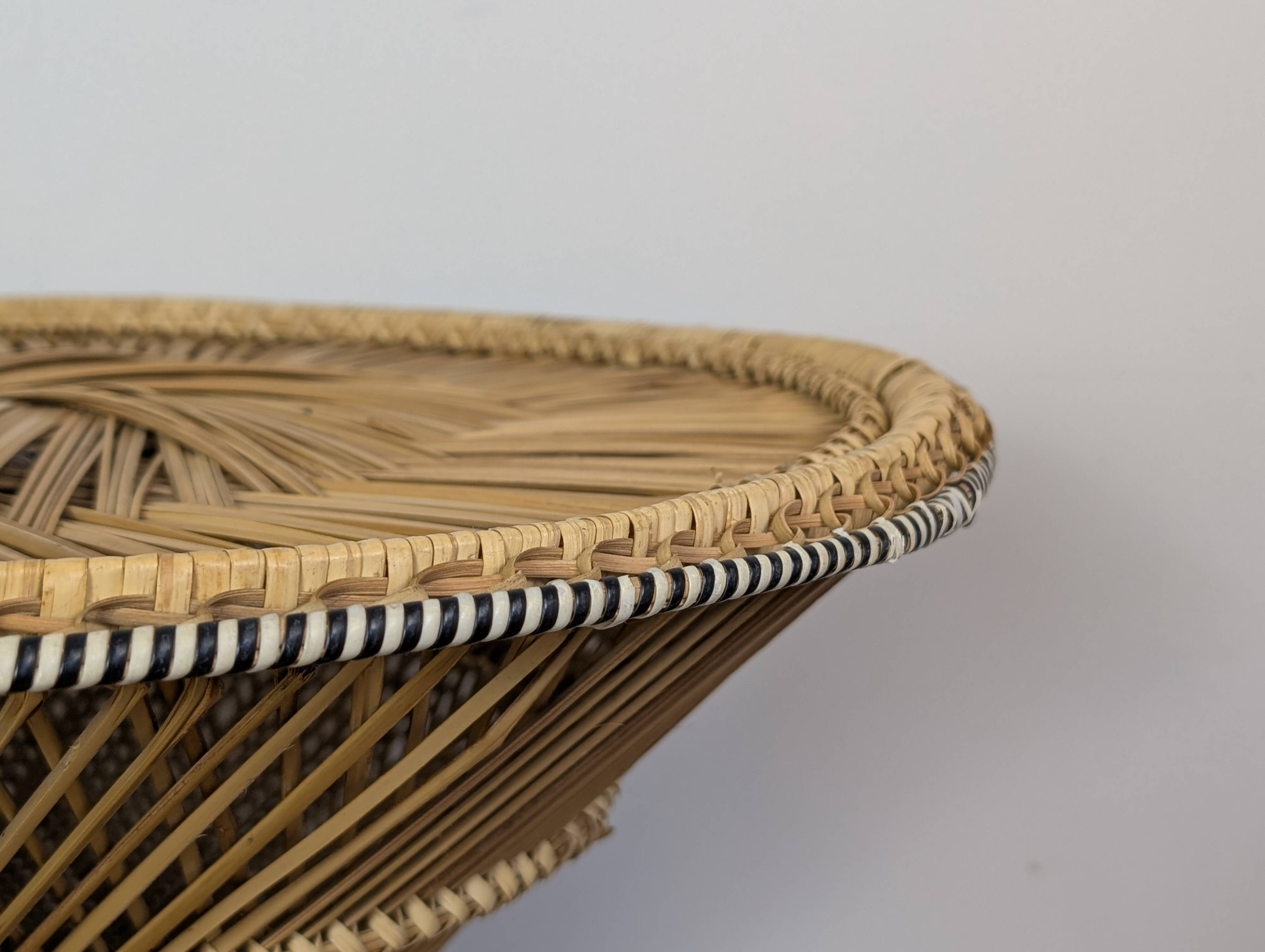 Diabolo rattan coffee table