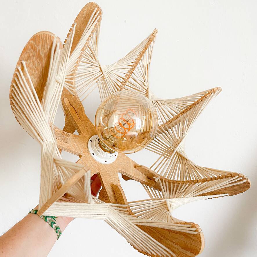 Suspension vintage en fil et bois