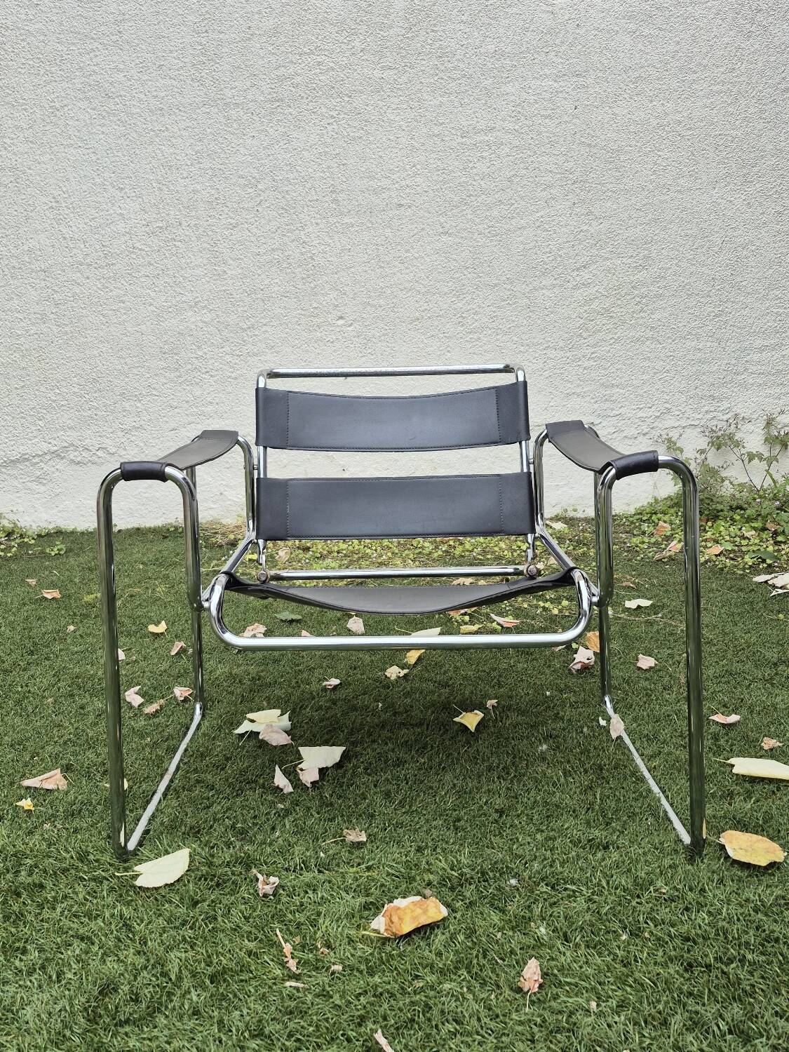 Pair of armchairs