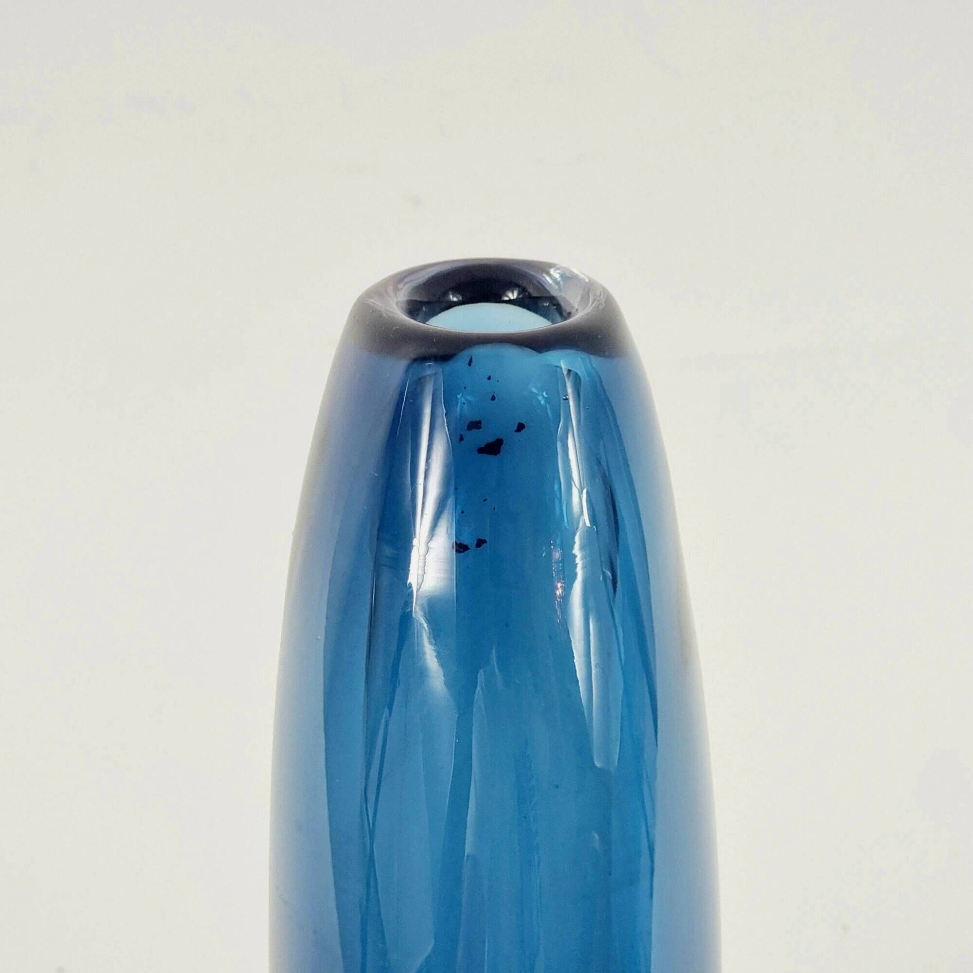 Signed Large Scandinavian Glass Vase by Vicke Lindstrand for Kosta, 1960s