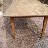 Farm table