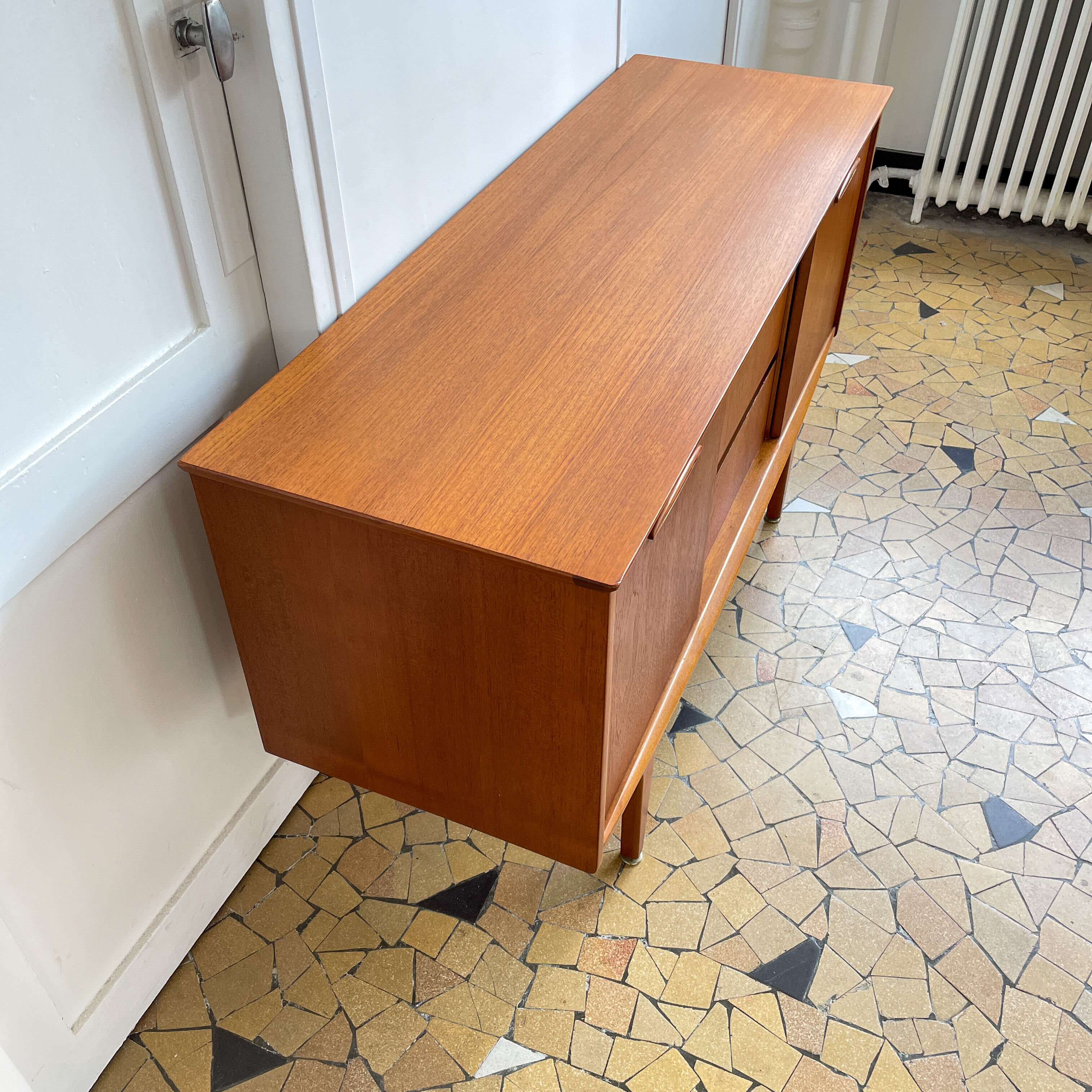 Jentic Enfilade 128cm