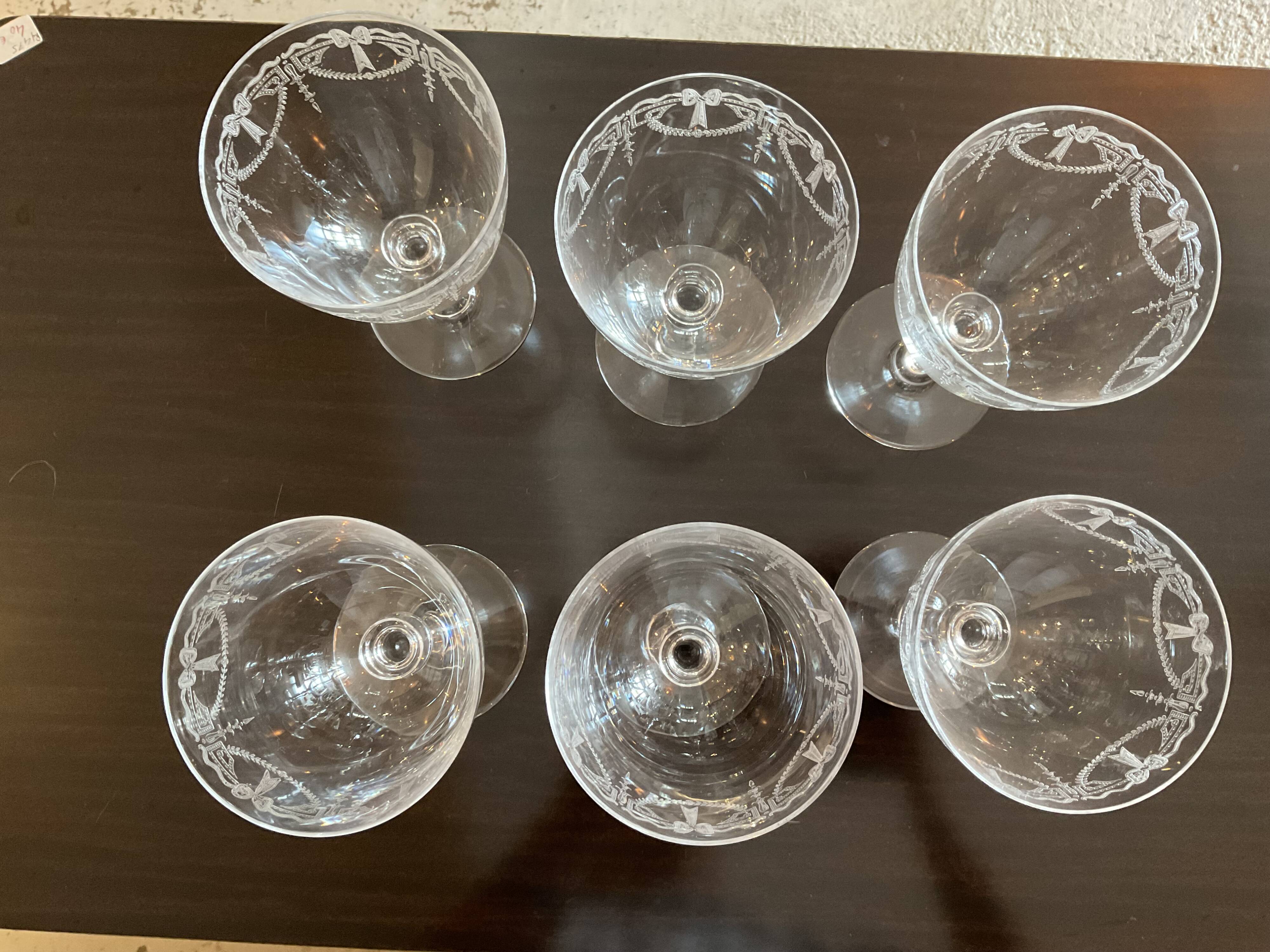 6 verres à eau . cristal saint louis . model millet art deco