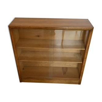Showcase in wood and glass