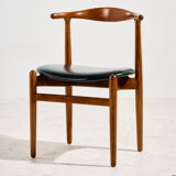 Restored dining chair FH708 by Hans J. Wegner