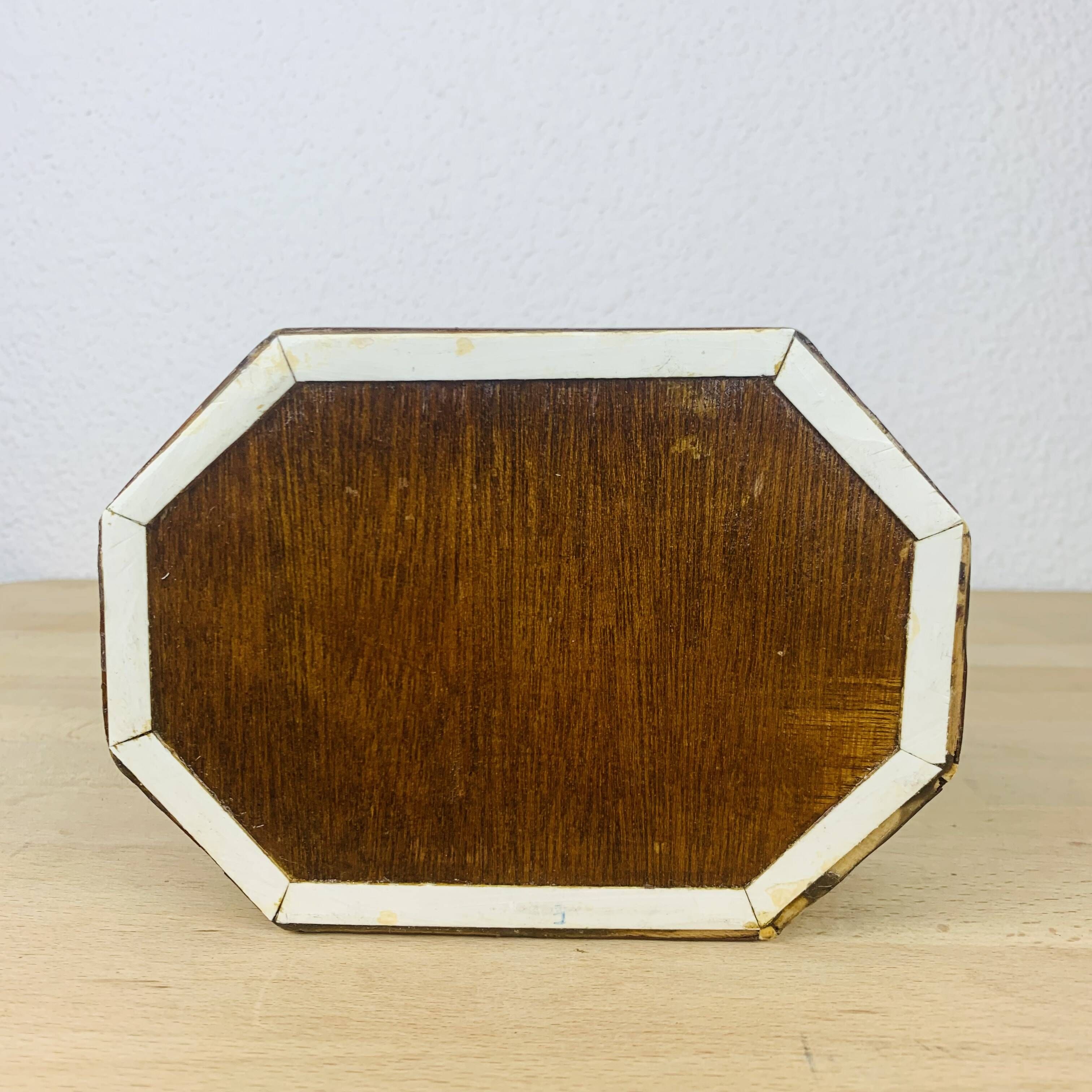 Vintage mother-of-pearl marquetry jewelry box