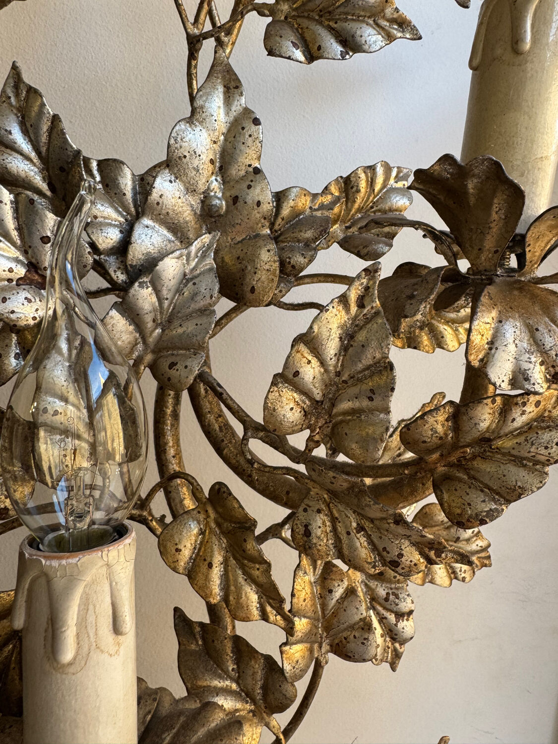 Florentine foliage applique from the 1960s.