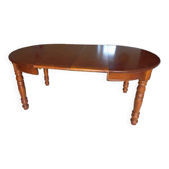 Round cherry wood table