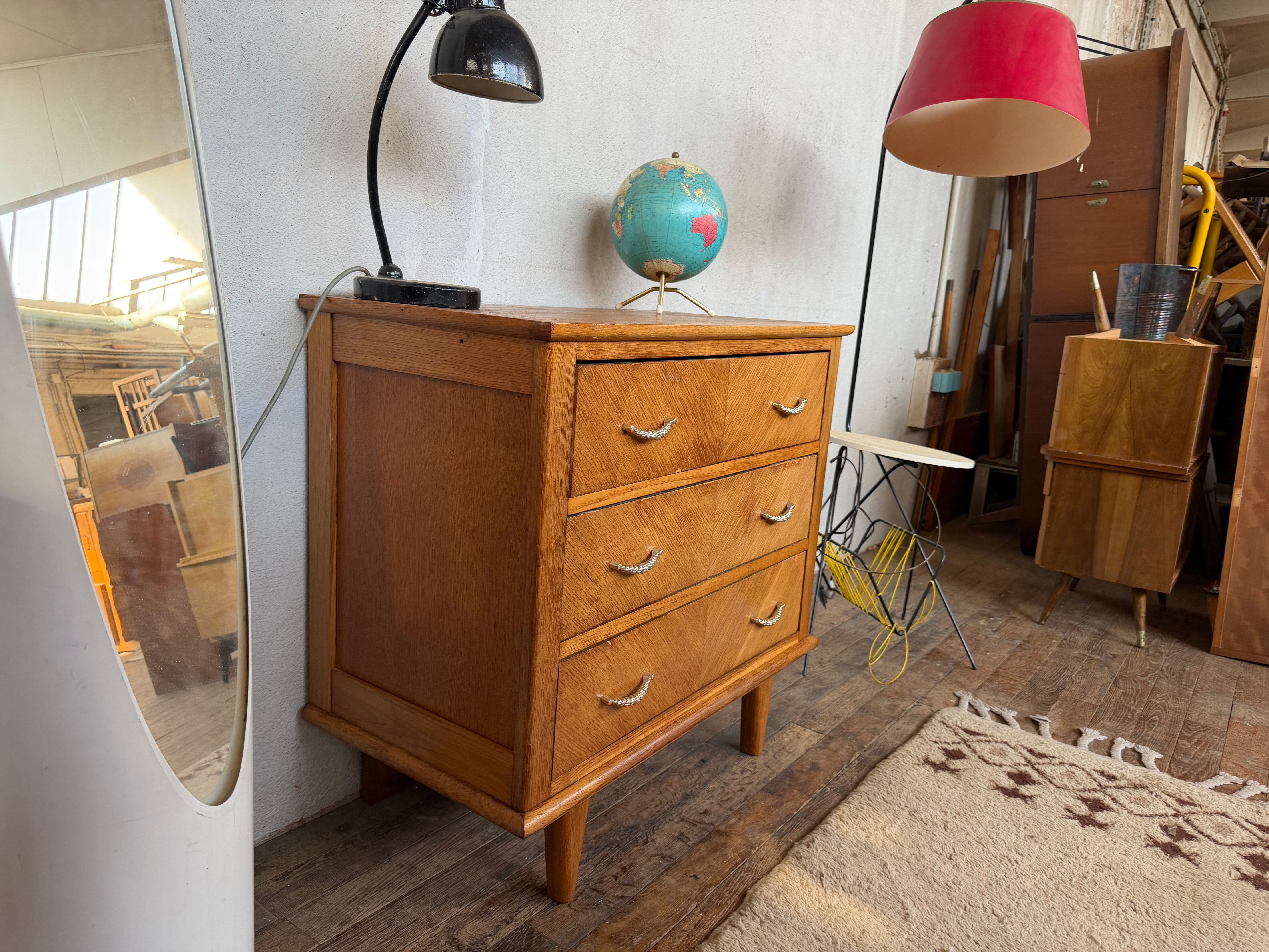 Vintage commode with diamond handles