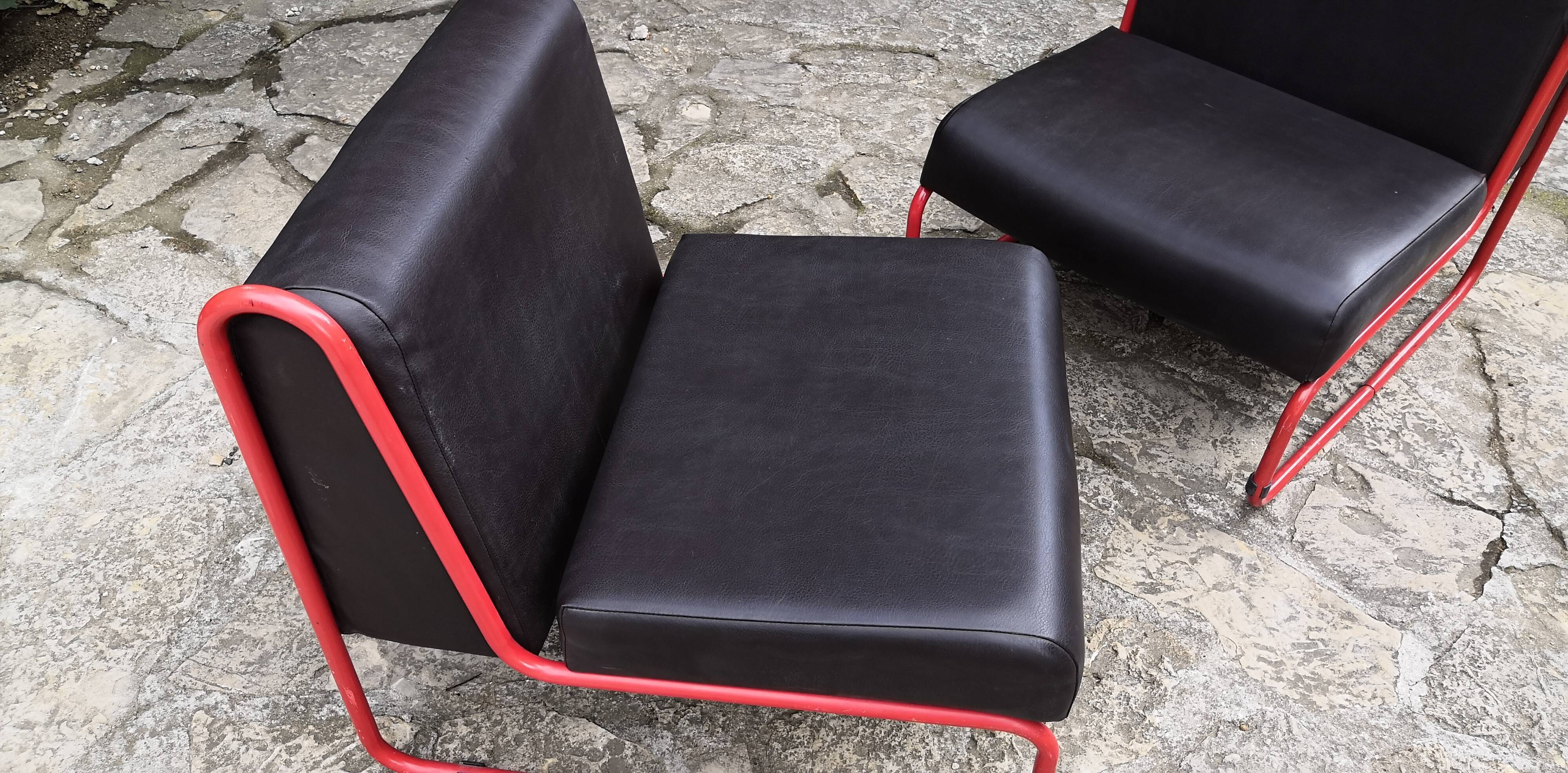 Pair of vintage drivers in red steel and skaï, France 1970