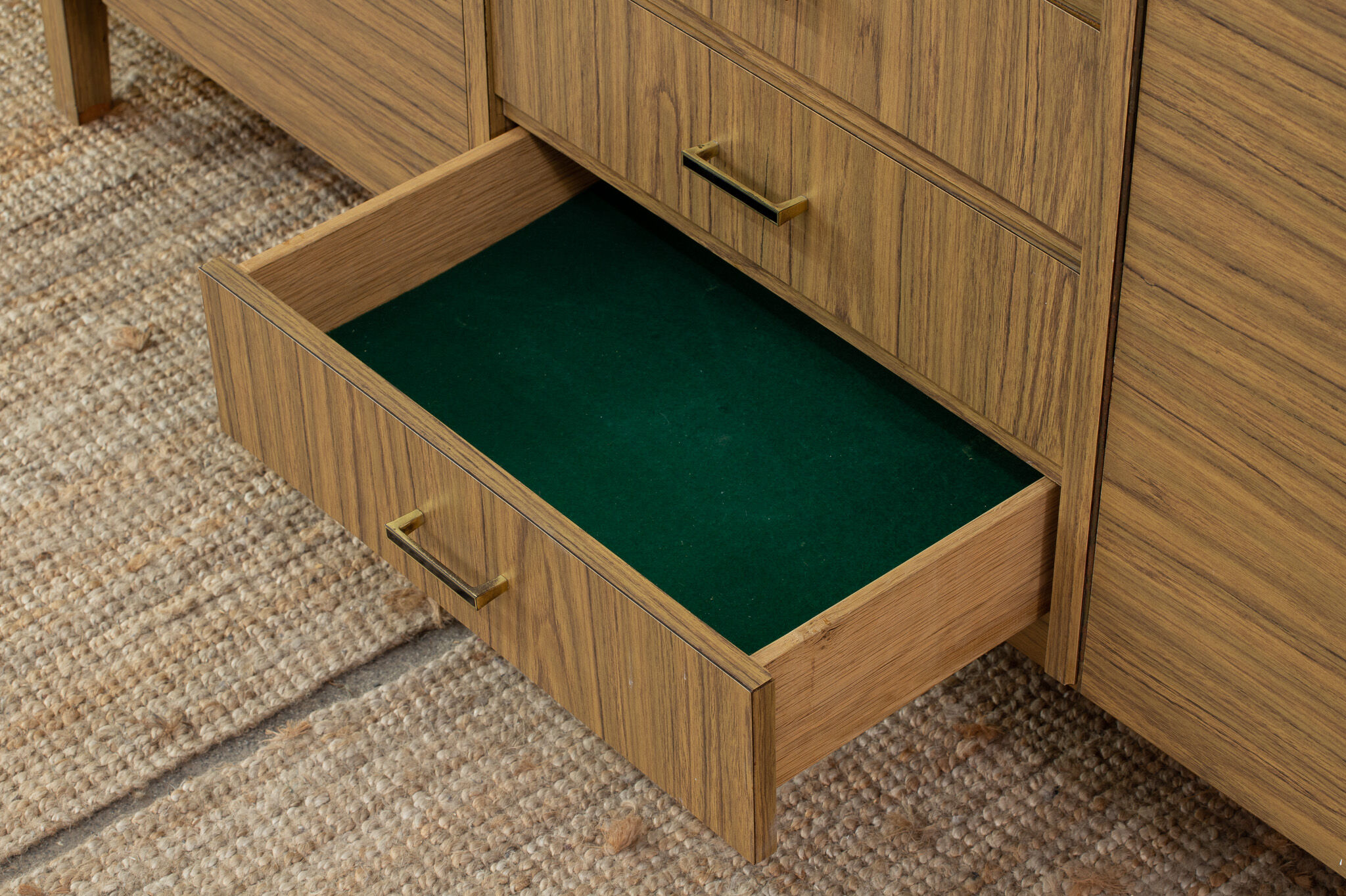 Vintage Scandinavian Row – 240 cm