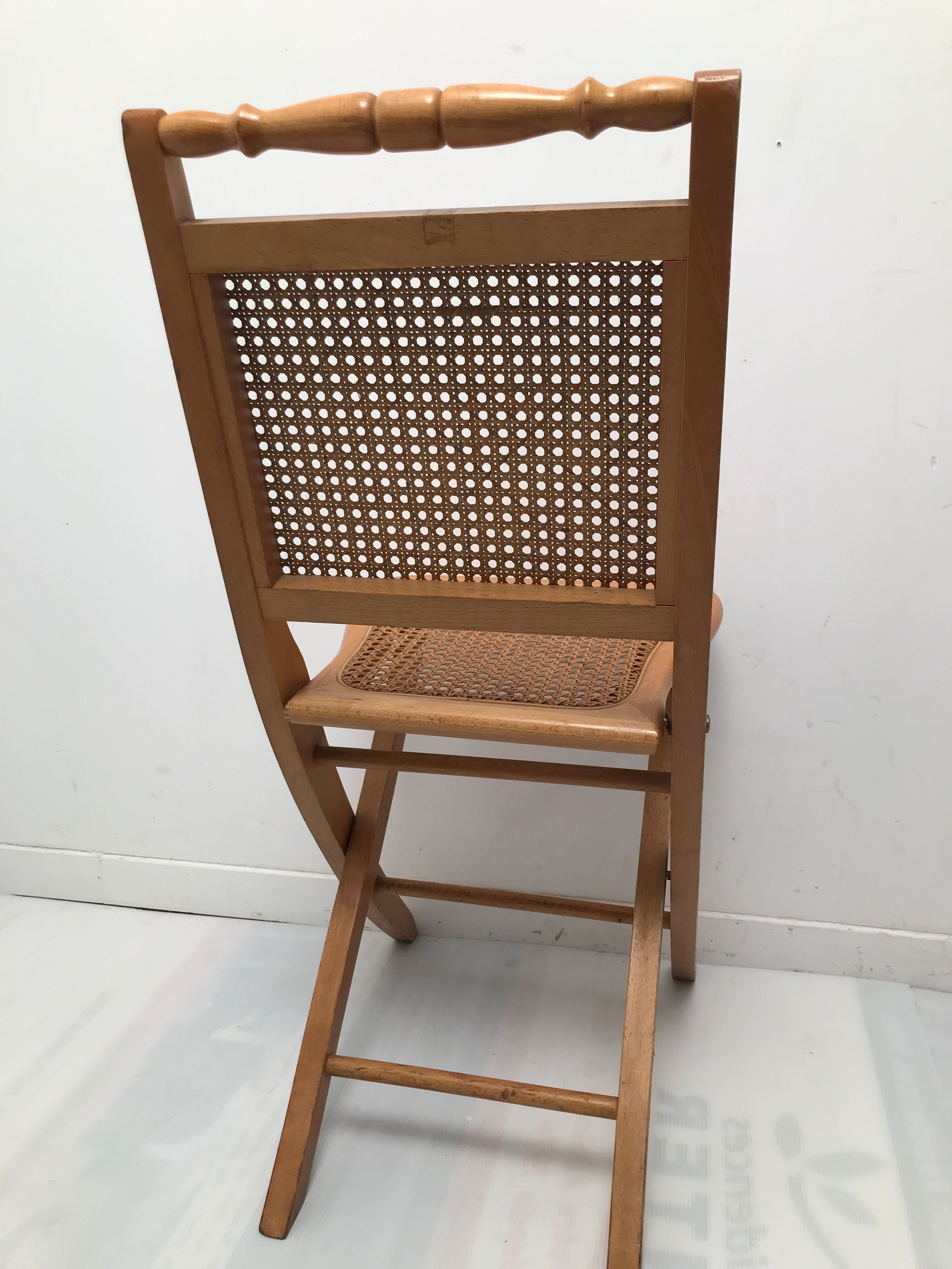 Pair vintage cannesy folding chairs