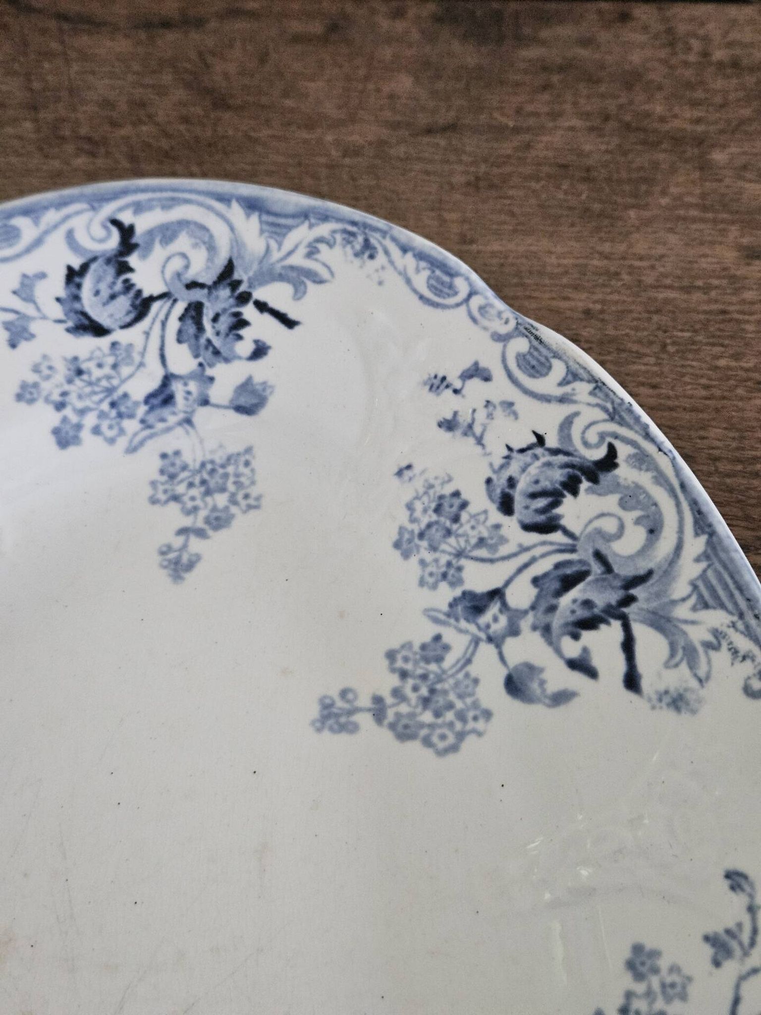 Plat ovale faience Longwy modèle Joinville n*243 bleu terre de fer