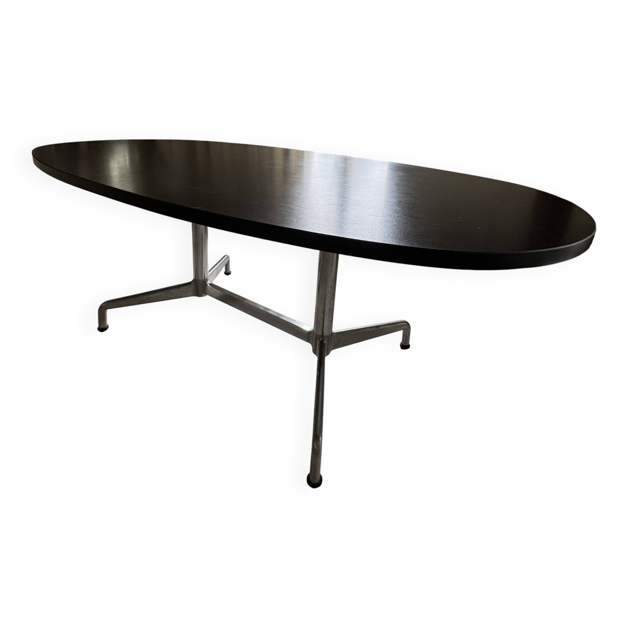 Eames table