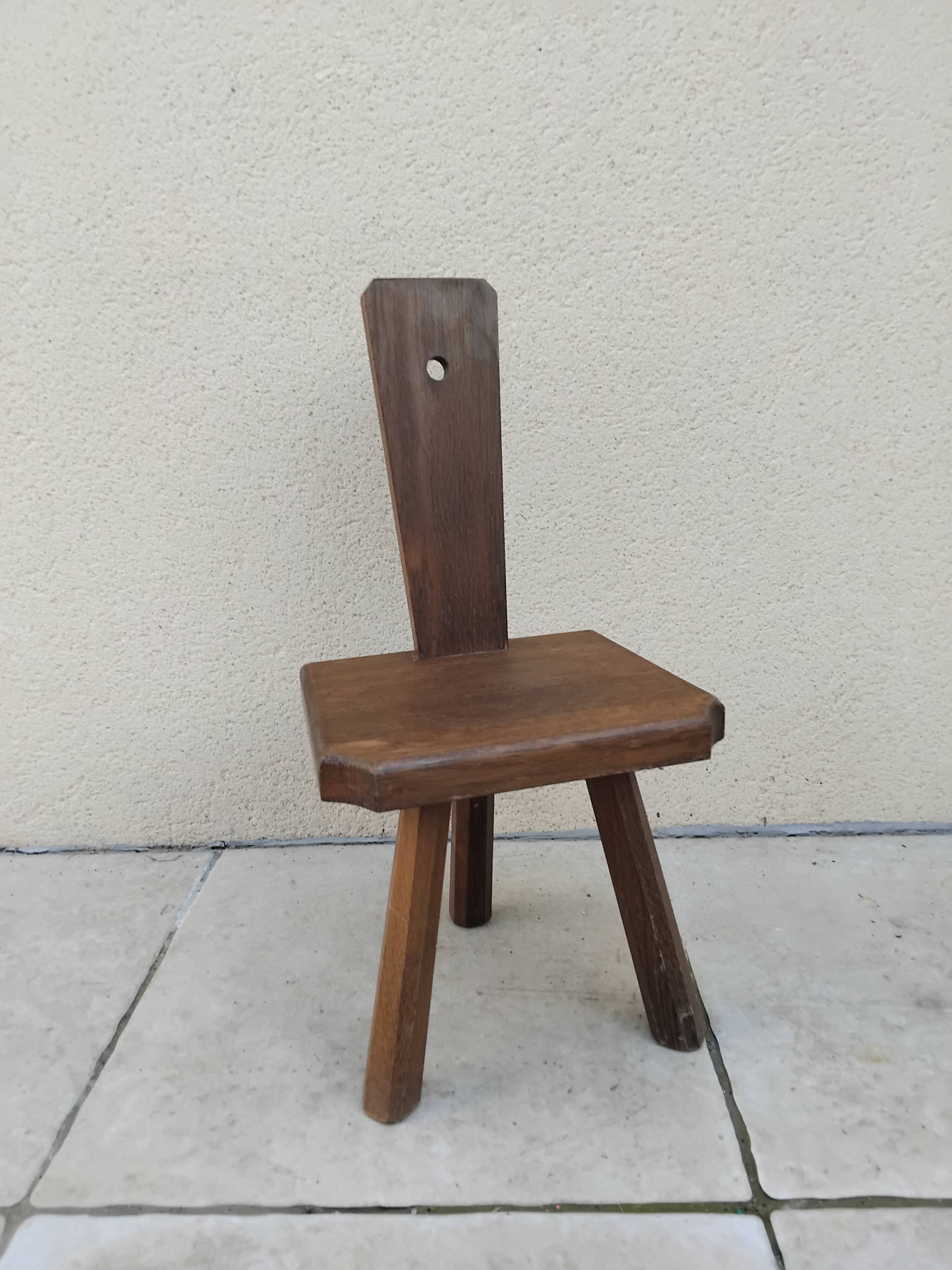 Vintage brutalist tripod children's chair from the 50s