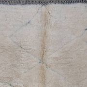 Handmade traditional Moroccan wool rug size 150x250 cm.