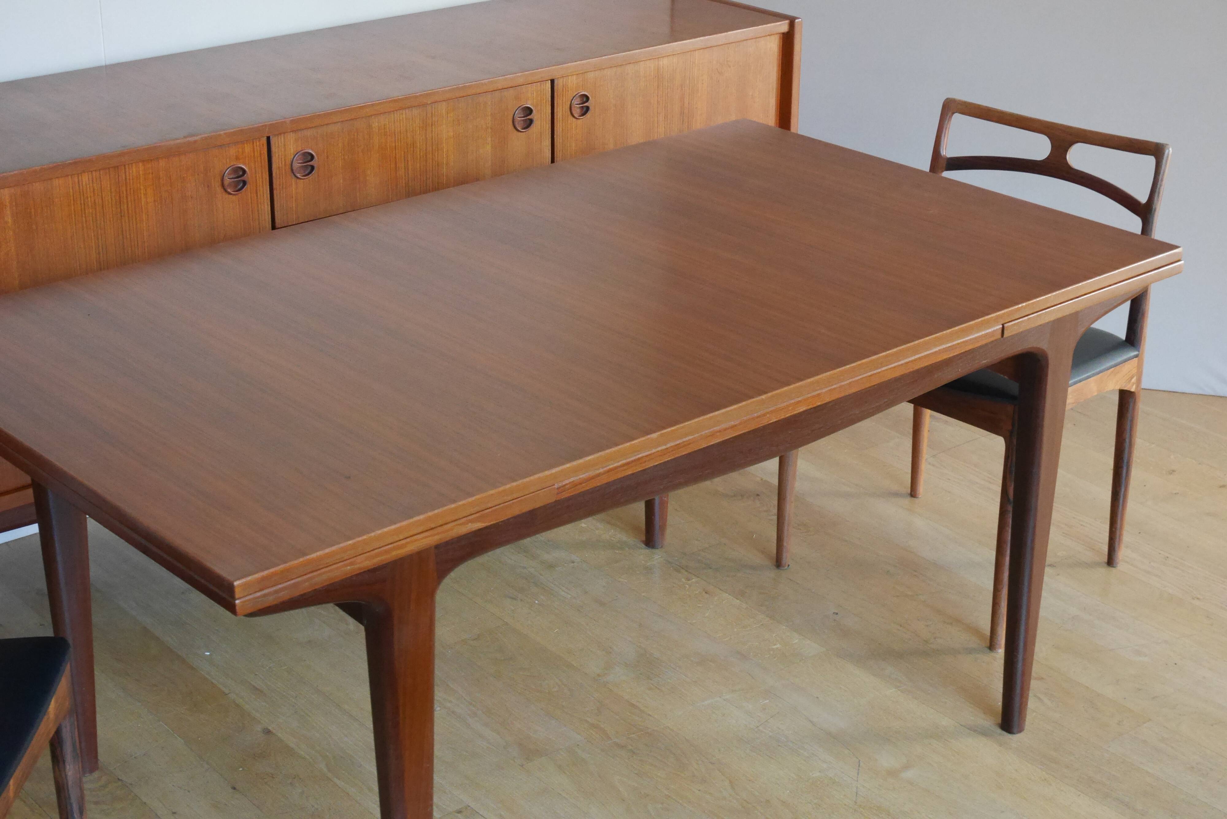 Dining table in rectangular teak extendable Scandinavian design