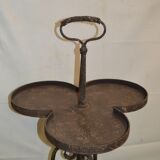 Clover-shaped iron table