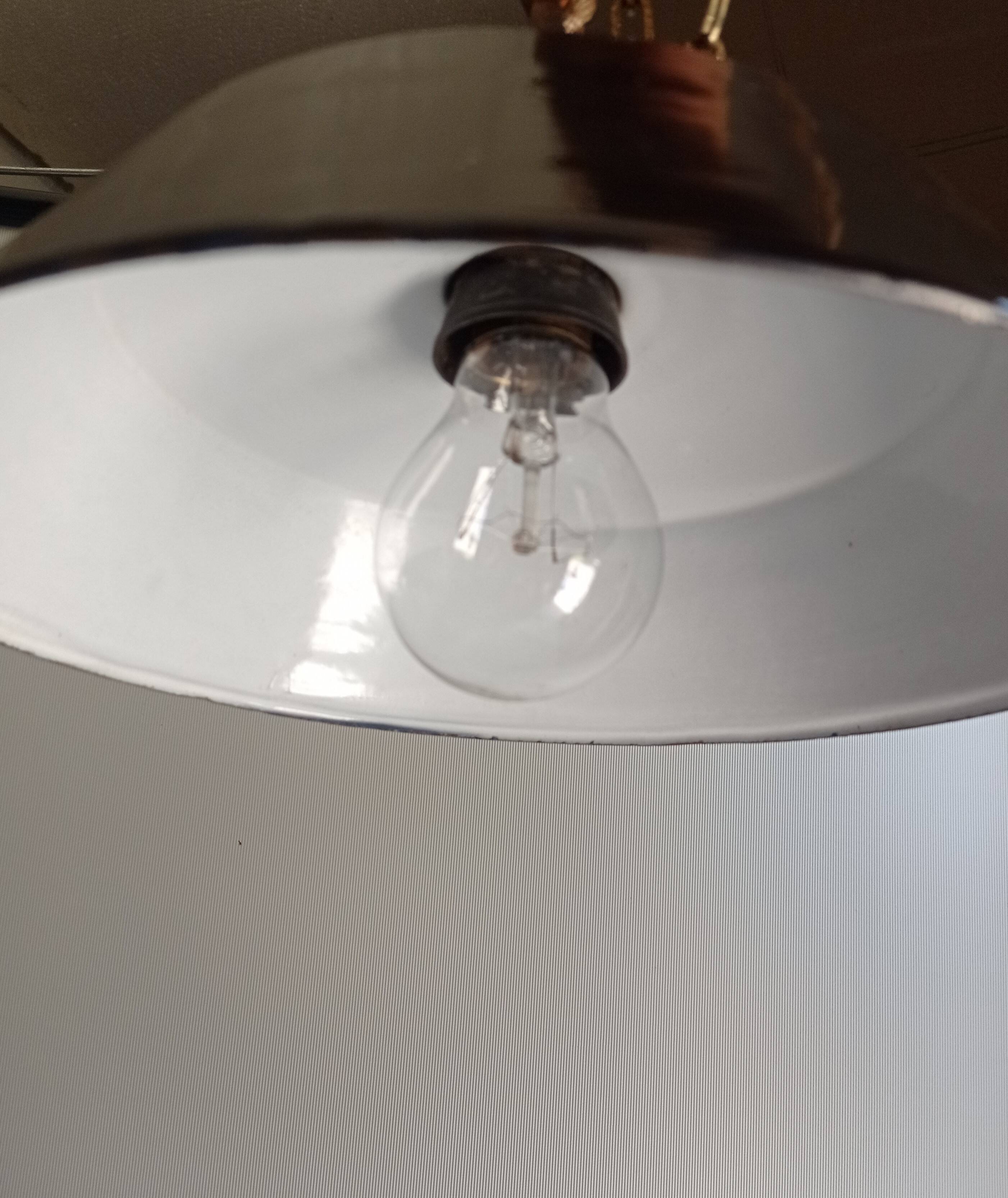 Industrial / factory pendant light Enamelled sheet metal