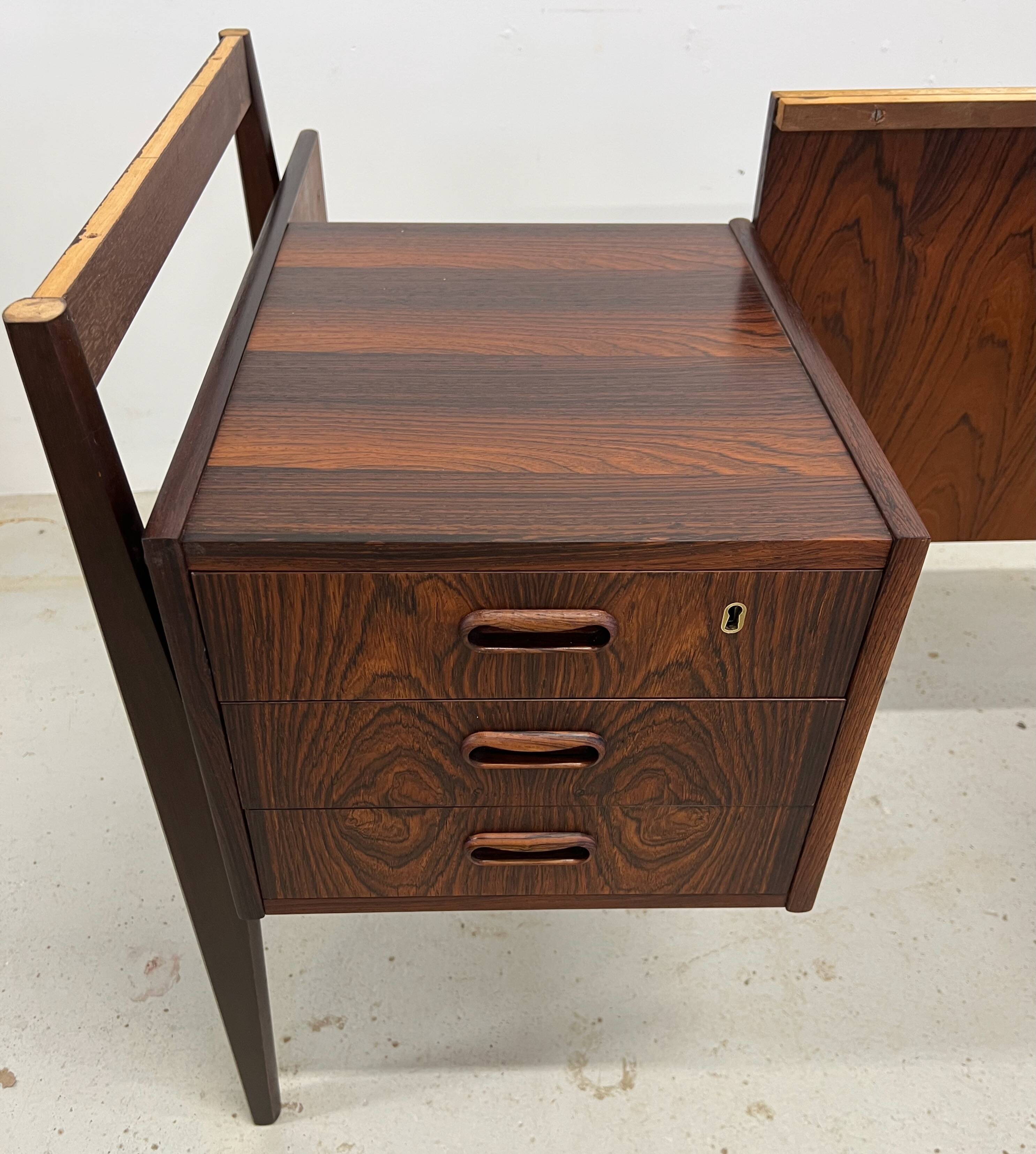 Rosewood 'Floating' Desk By Gunnar Nielsen For Tibergaard, 1960s.