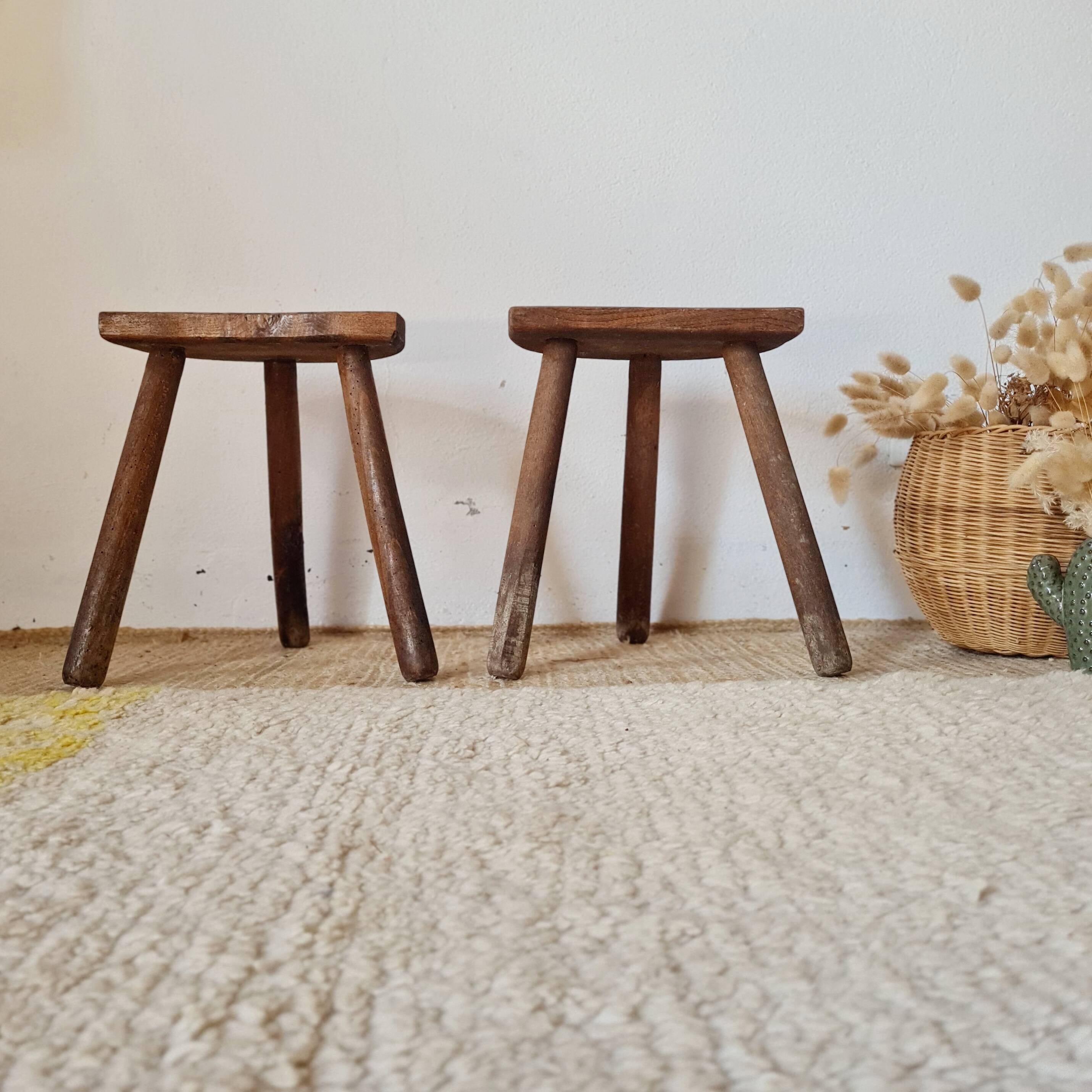 Pair of tripod wooden stools - brutalist look