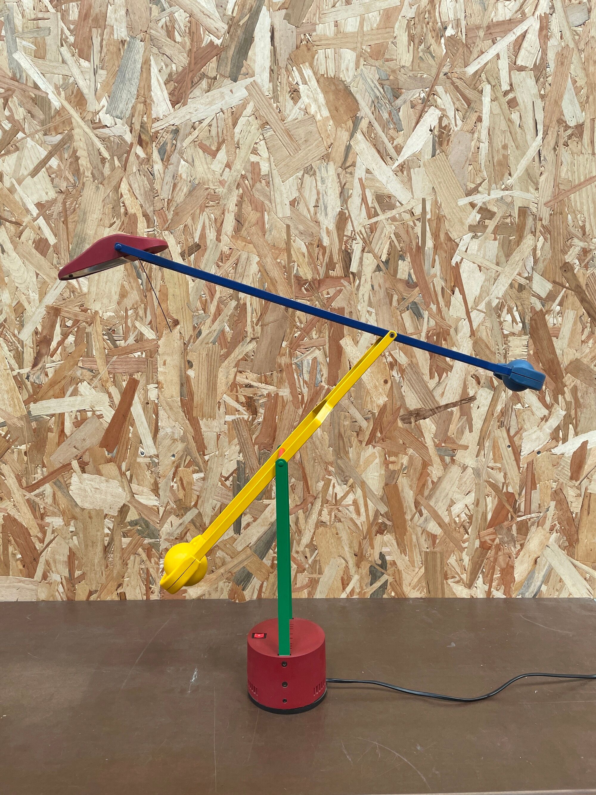 Desk lamp with pendulum Stilplast 1980s