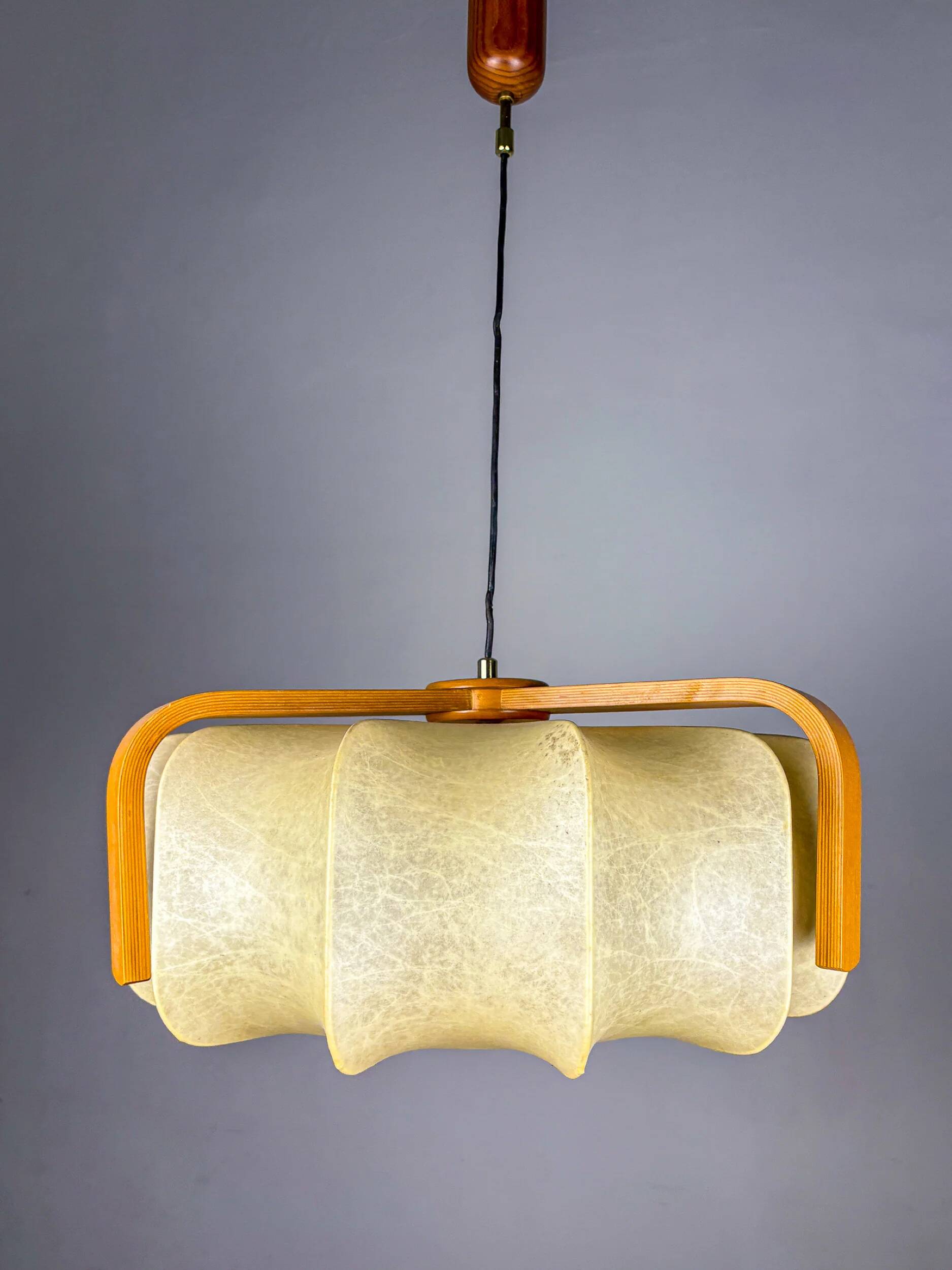 Mid-century cocoon pendant lamp, resin & pine wood, Italy, 1960s