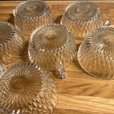 6 tasses à café en verre ciselé vintage en très bon état