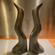 Ensemble en aluminium massif Anna Efverlund – 2 chandeliers et 1 vase