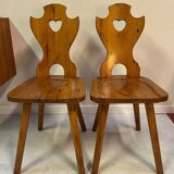 Mountain chalet style pine chair