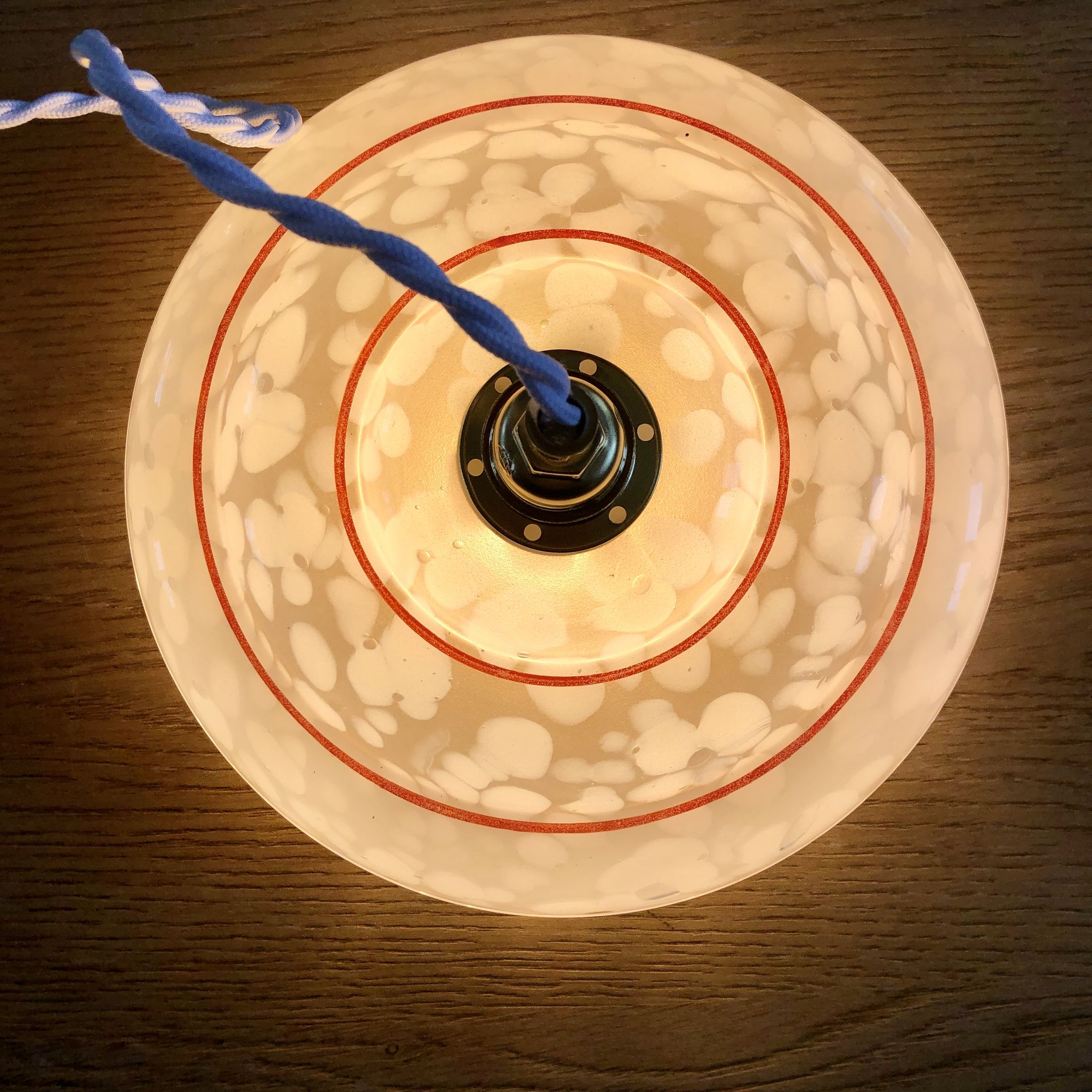 Vintage lampshade suspension and porcelain rosette