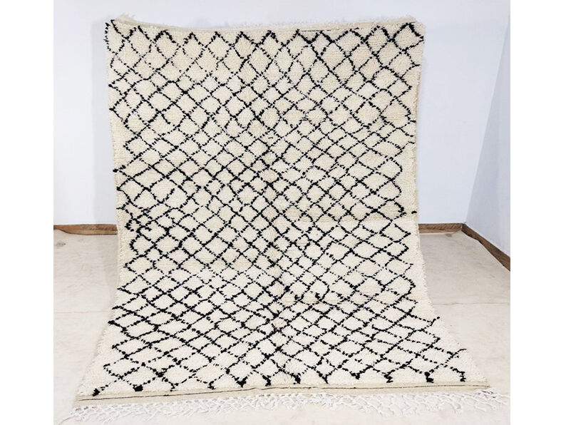 Moroccan berbere carpet 264x155cm