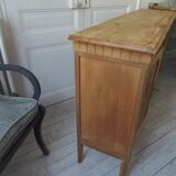 Console, shallow art deco sideboard in raw wood.