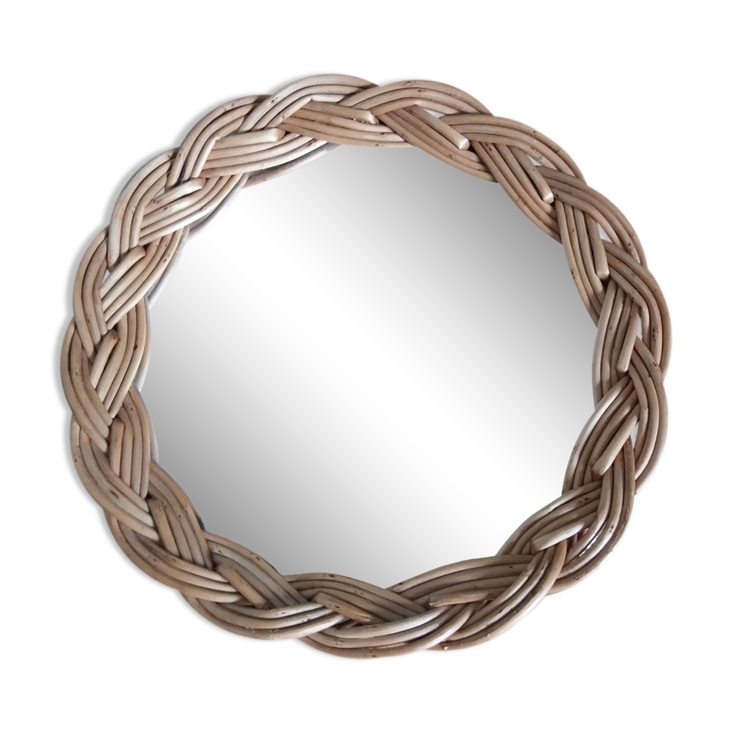 Round rattan wicker mirror 18cm
