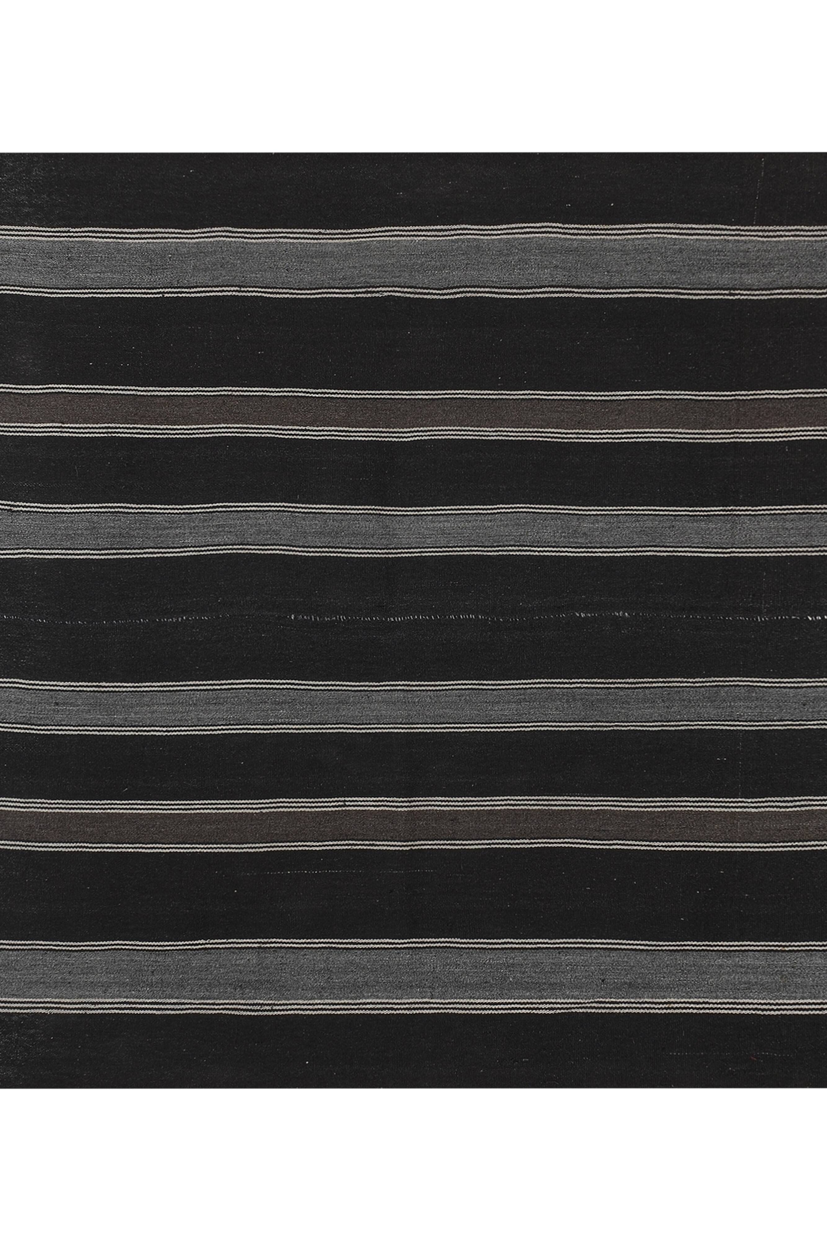 Vintage Turkish Oushak Handwoven Rug 203x210 cm