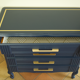 Commode bleue relookée
