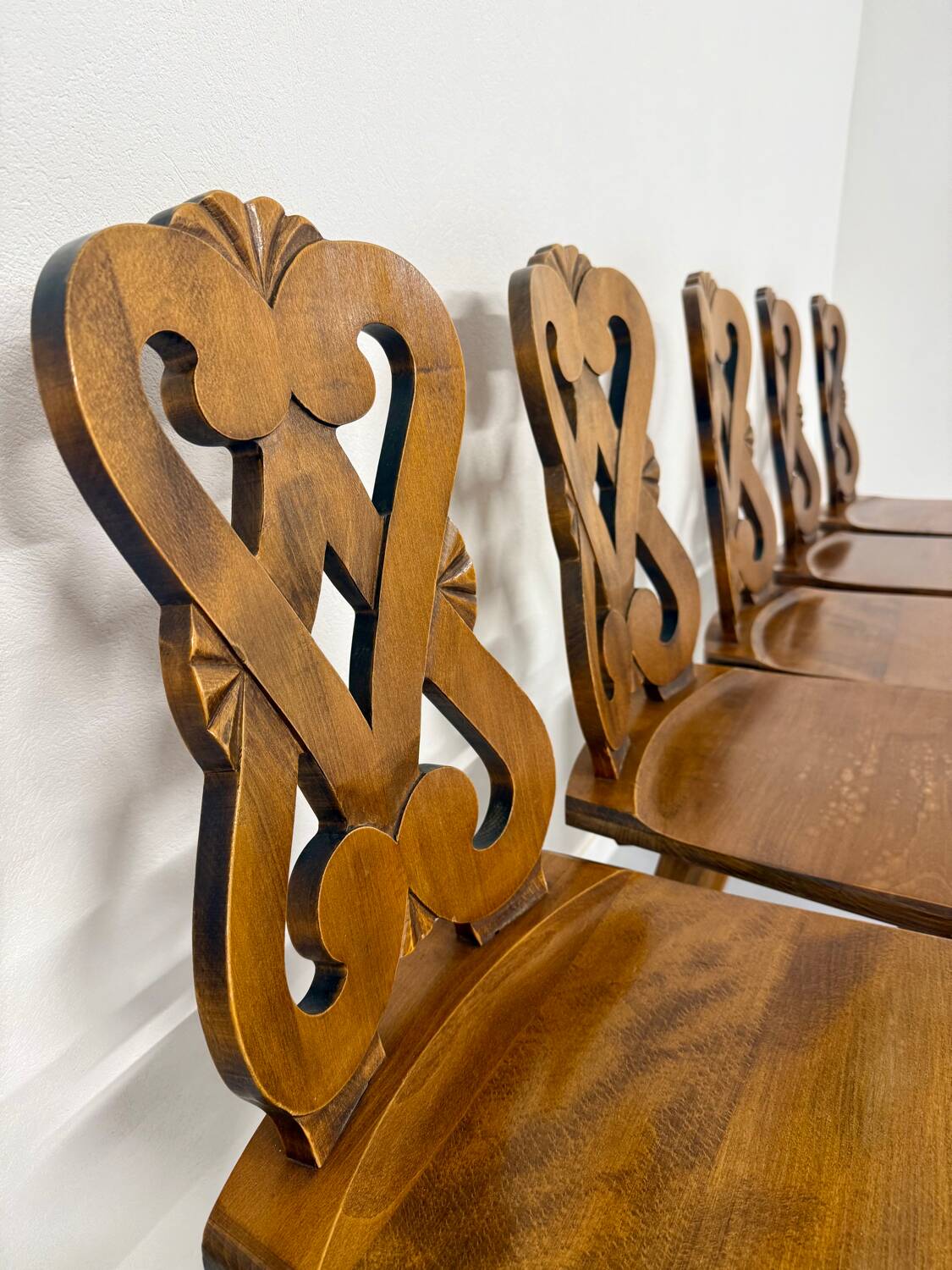 Set of 6 Alsatian double heart chairs in solid oak, early 20th century