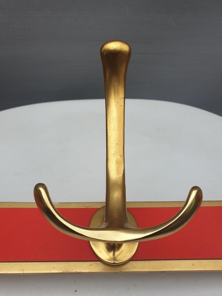 Vintage bistro coat rack with 3 patères gold and red hooks