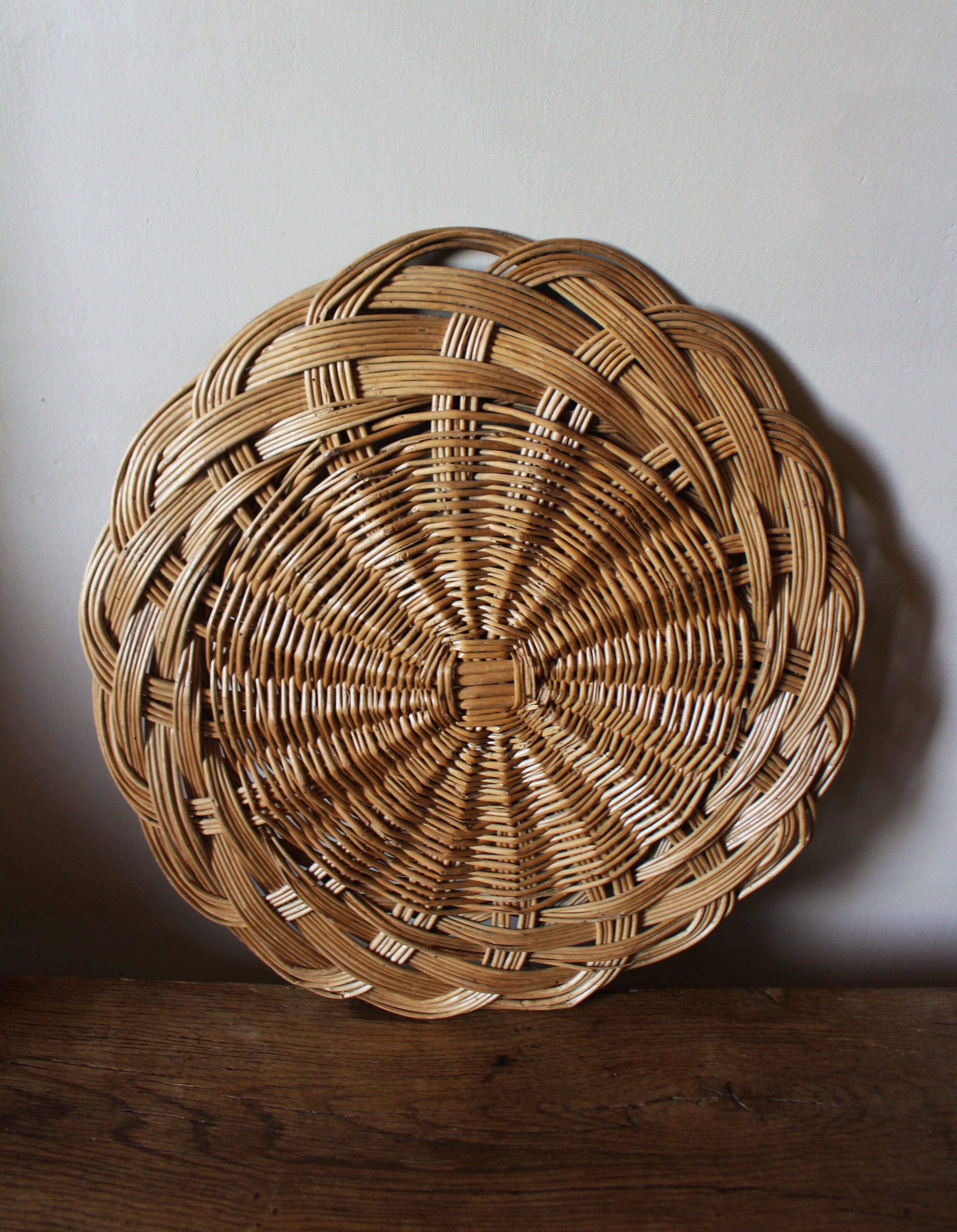 Round top wicker centerpiece vintage basketry to put on or on the wall
