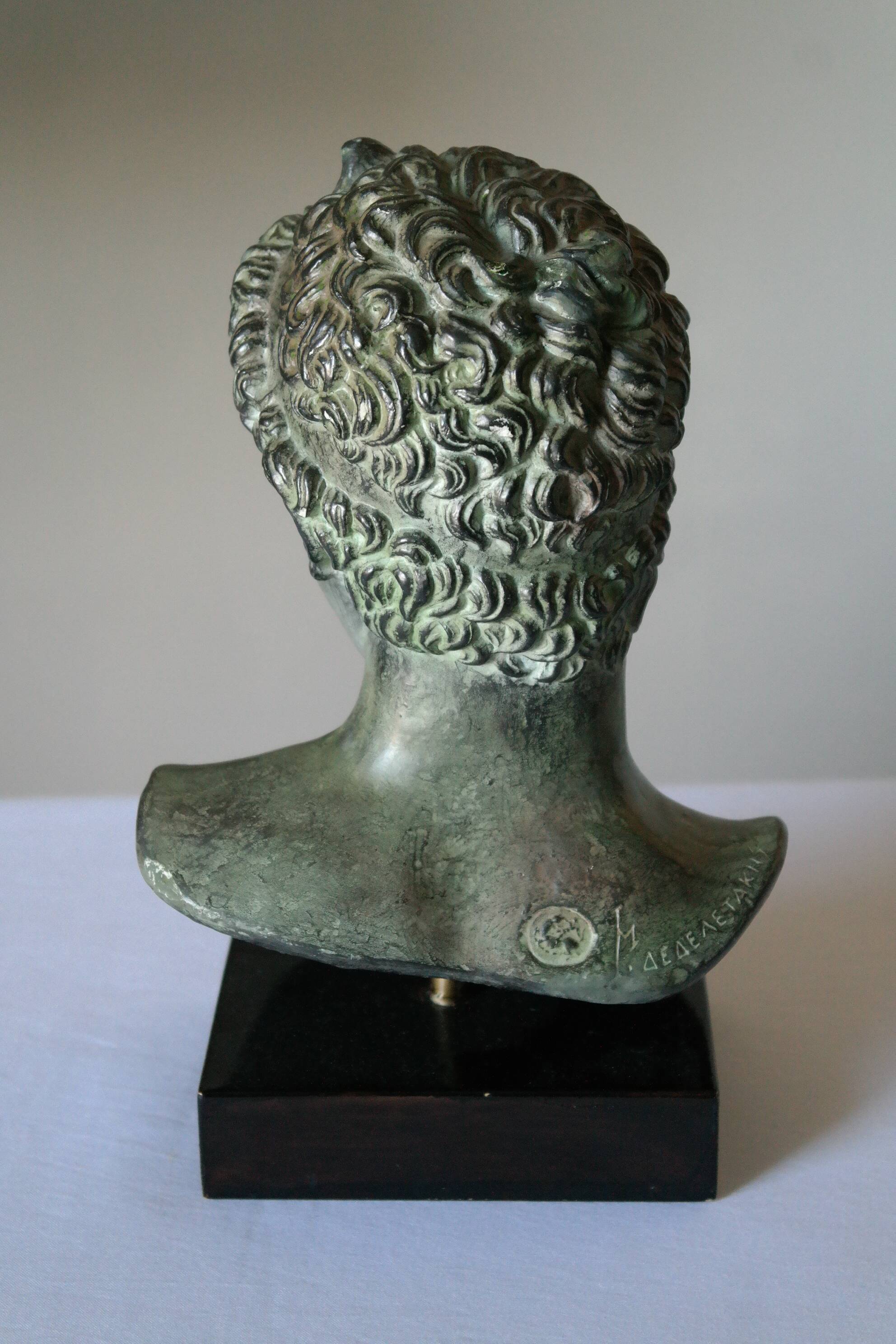 Greek marathon boy bust