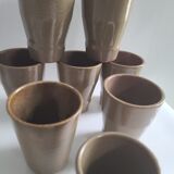 Lot de 8 verres en grès