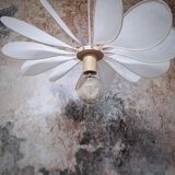 12-blade propeller suspension in rattan and white linen