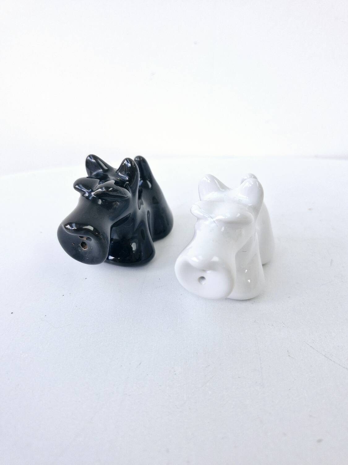 Black And White Scottish Terrier Dog Ceramic Salt And Pepper Shakers