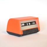 Perpetual calendar 70s