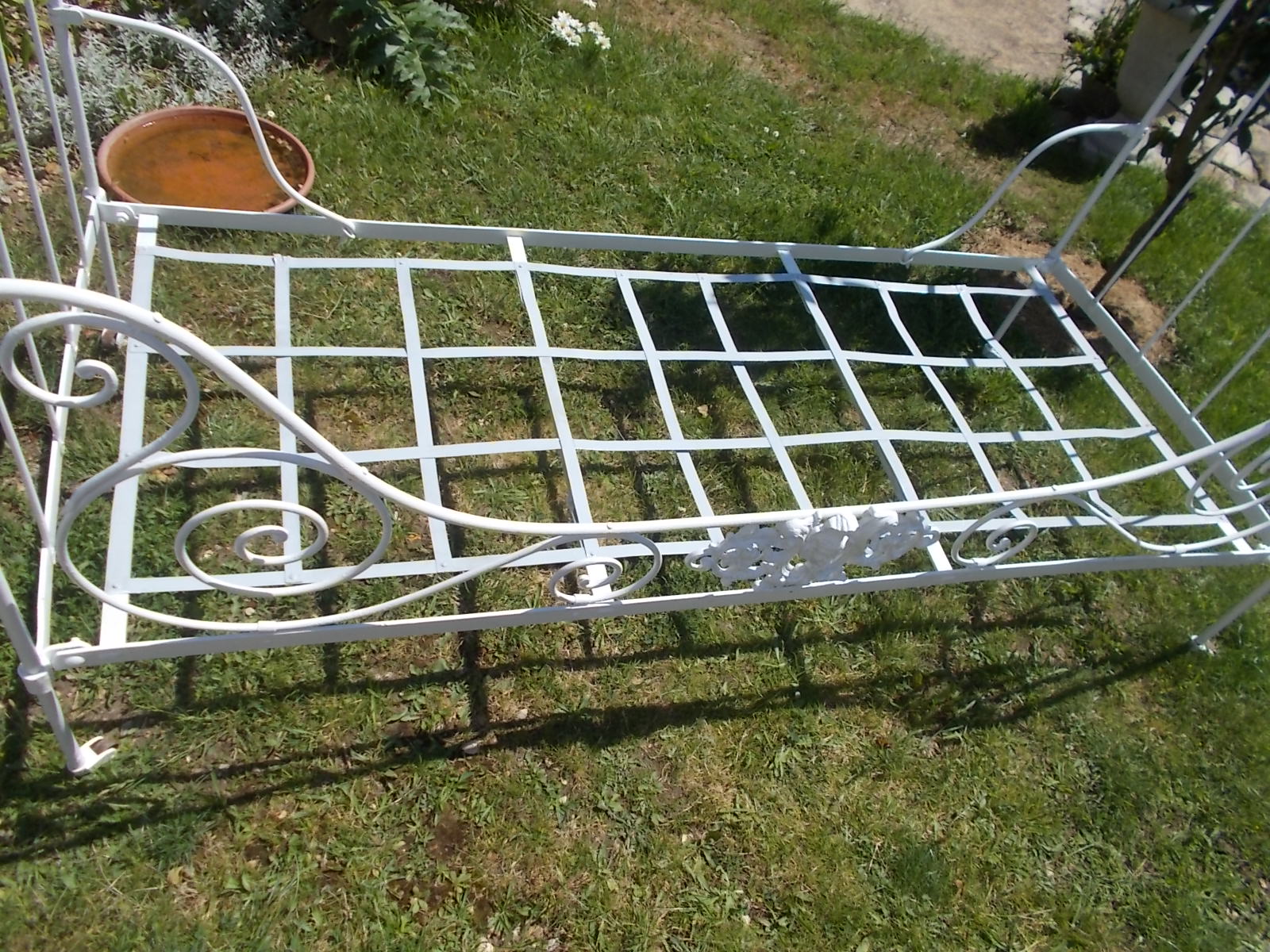Adult wrought iron bed