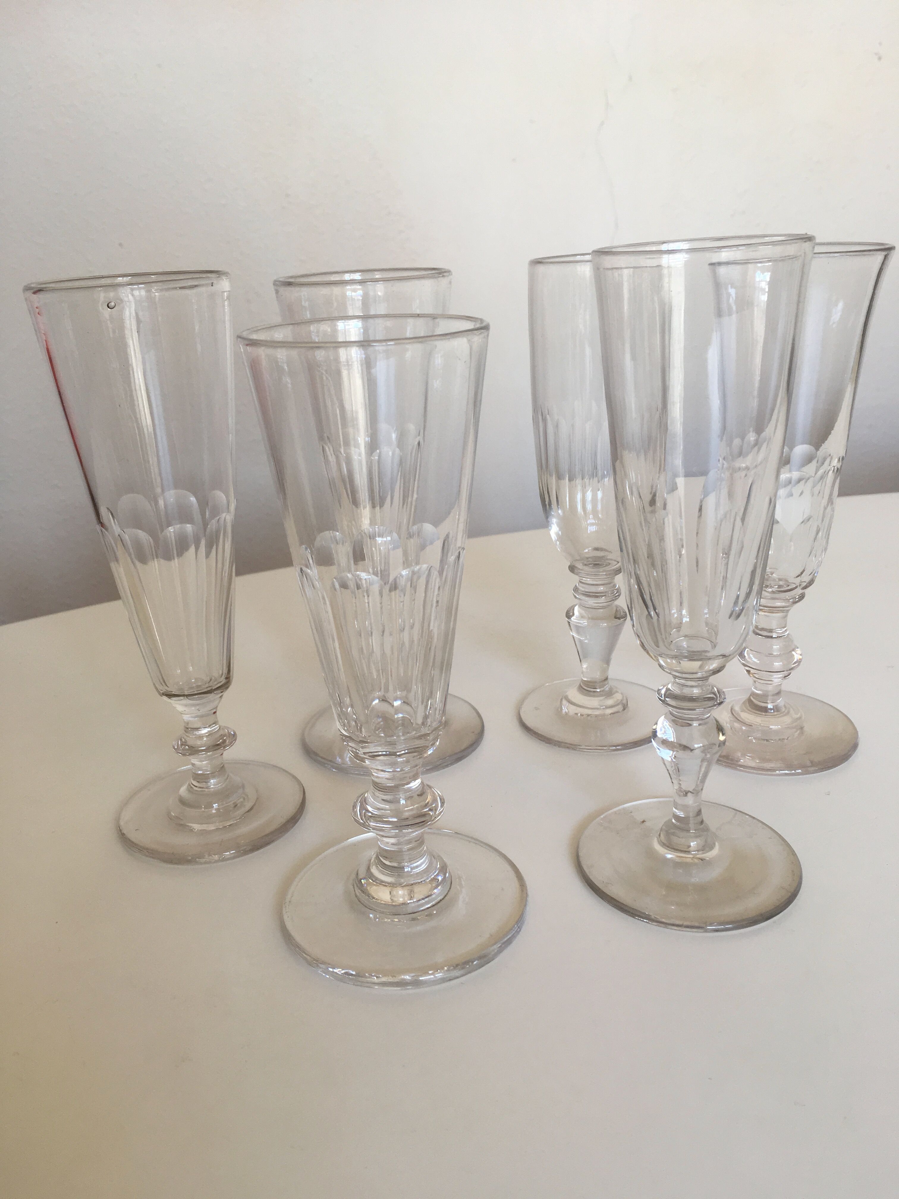 Set of 6 assorted champagne flutes late 19th century cut with cut-offs