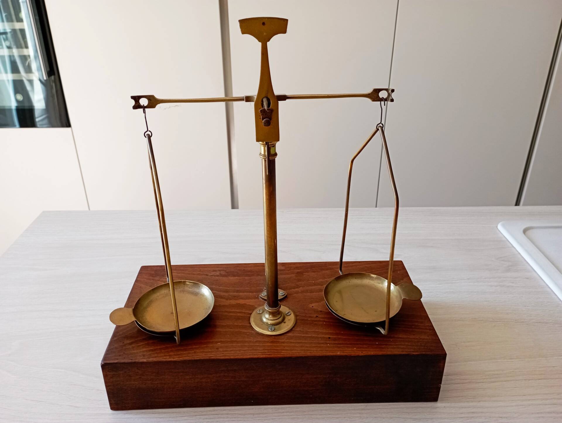 Old precision balance