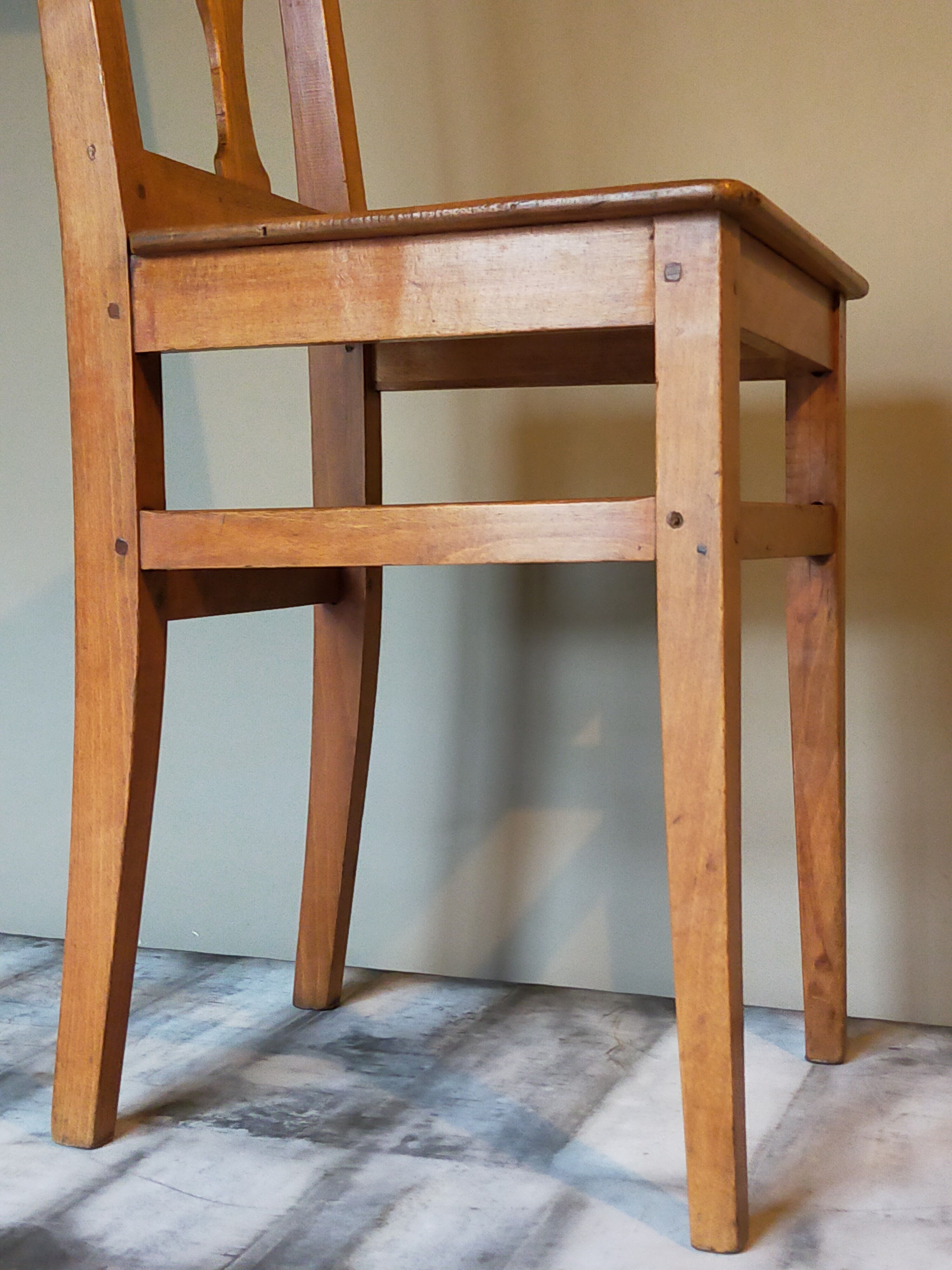 Chaise lorraine art populaire fin XIXème à dossier balustre